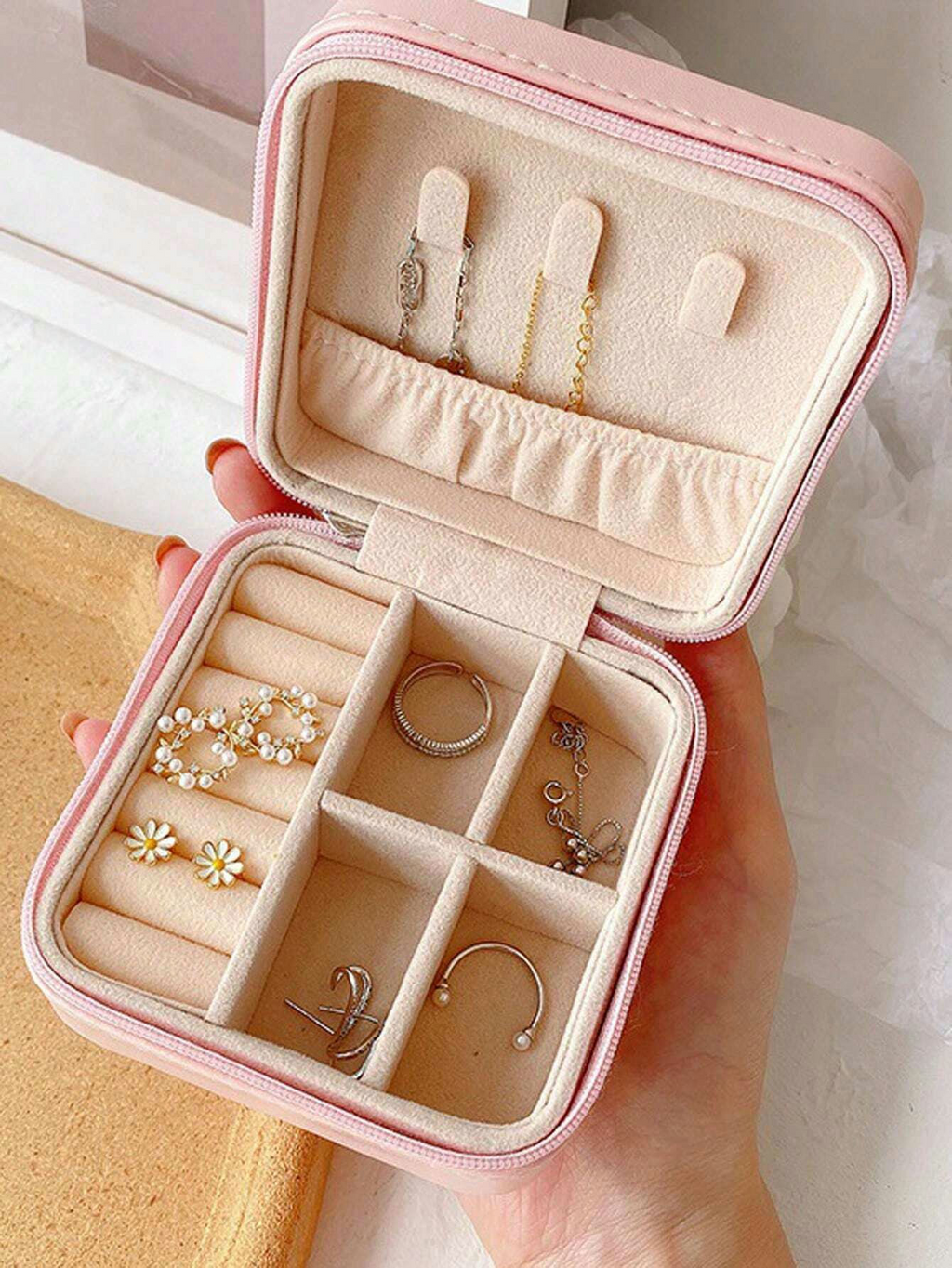 Leather Jewelry Storage Box and Jewelry Organizer